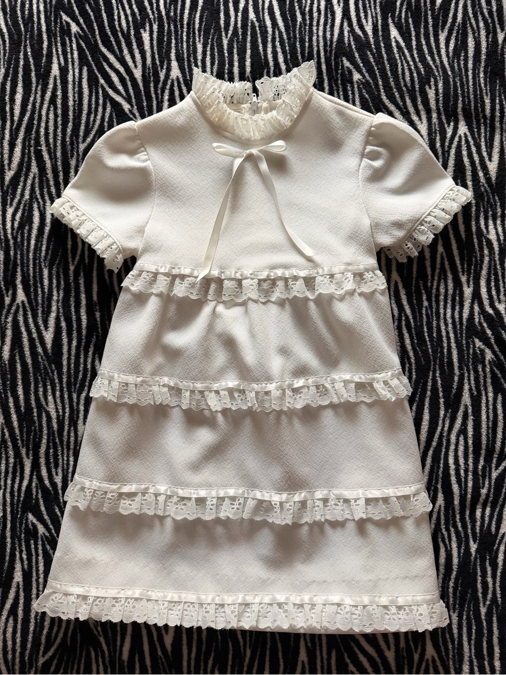 White Lace Trim Girls Dress with Veil